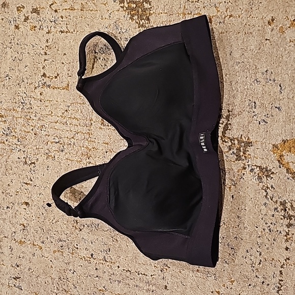 BERLEI Shift Underwire Sports Bra - Black - Picture 1 of 3